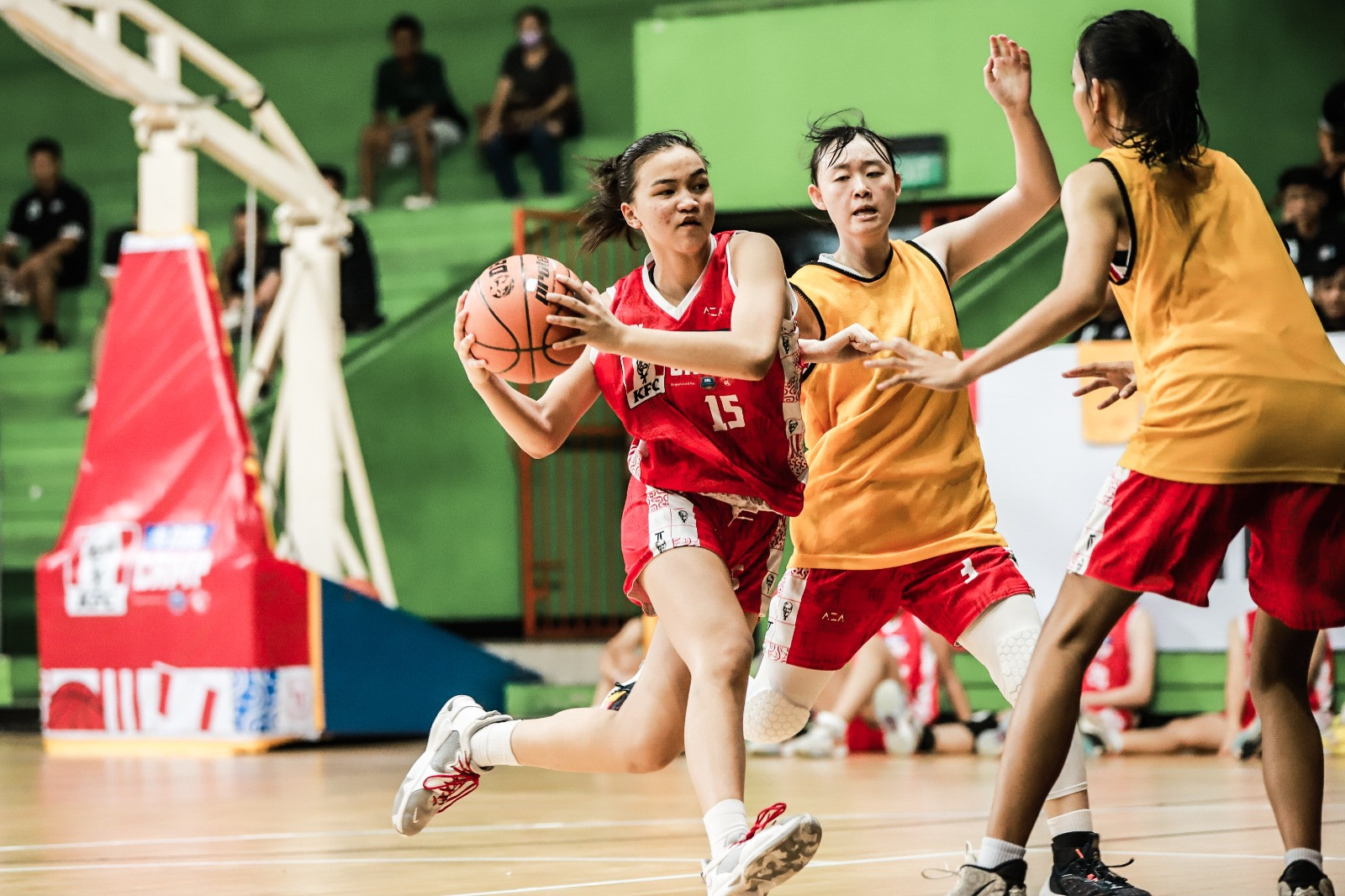 Dapat Beasiswa di San Francisco, Maxine Maria: Demi Basket Putri Indonesia!, Berita DBL