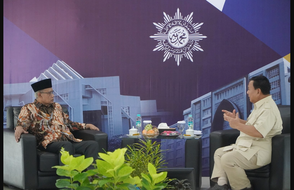 Haedar Nashir Menerima Kunjungan Menhan RI Prabowo Subianto di UAD untuk Bahas Teknologi Pertahanan