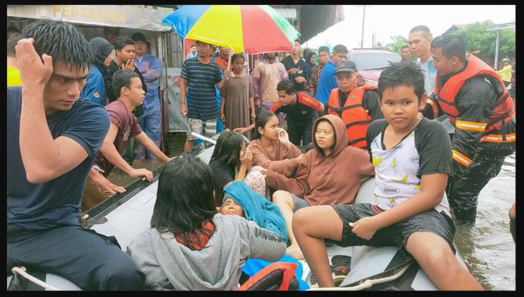 7 Daerah di Sumatera Barat Terdampak Banjir, Terburuk di Kota Padang